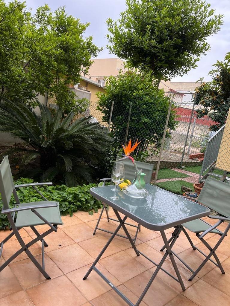 Tangerine Tree House Apartman Cagliari Kültér fotó