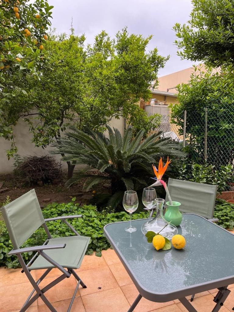Tangerine Tree House Apartman Cagliari Kültér fotó